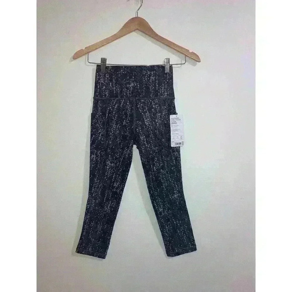 Athleta Salutation Stash Pocket II Capri Serpent BLACK SIZE XXS - Picture 4 of 6